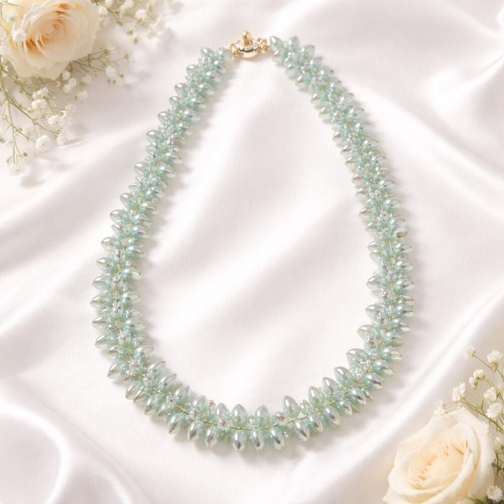 Vintage Twisted Blue Pearlescent Beaded Choker Necklace